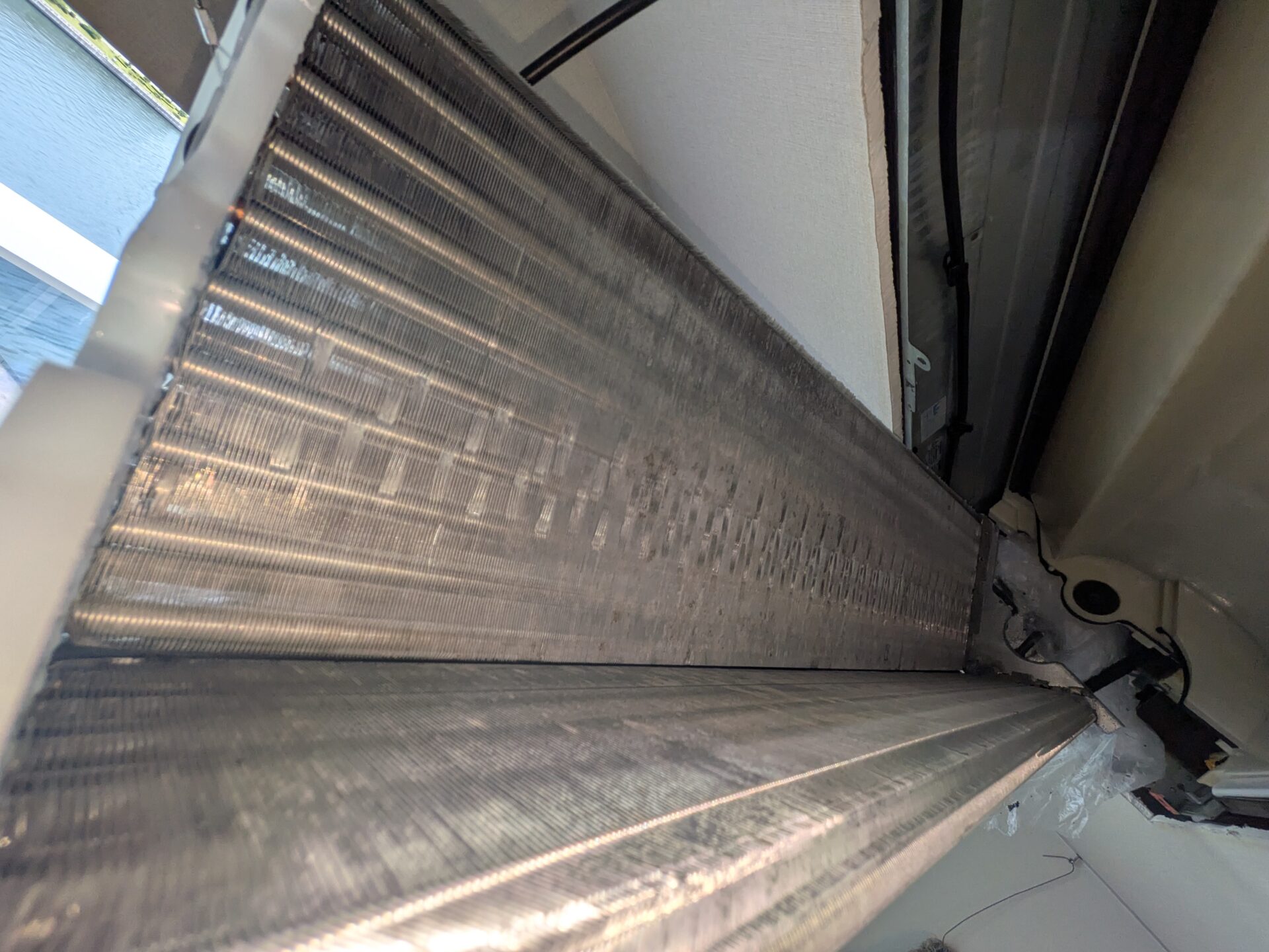 三菱電機 ハウジングエアコン 洗浄後